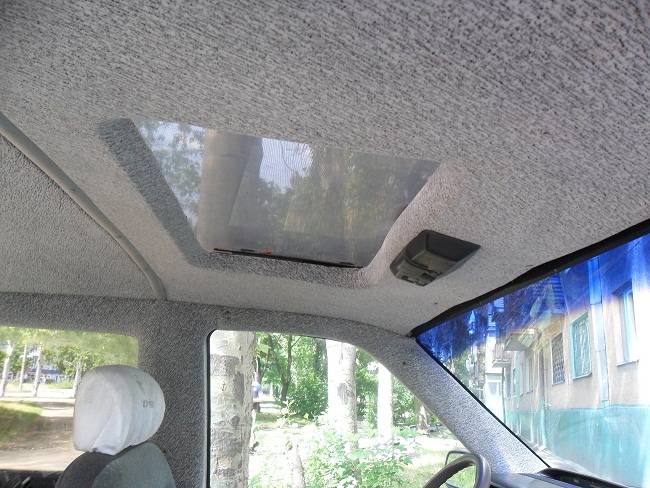 Как своими руками приклеить потолок в машине, выбор средства и пошаговая инструкция