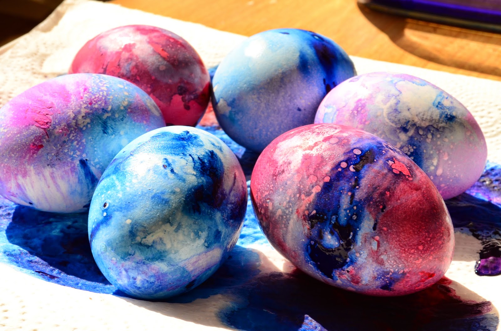 Чем покрасить яйца на пасху 2022 в домашних условиях — 50 способов украшения пасхальных яиц