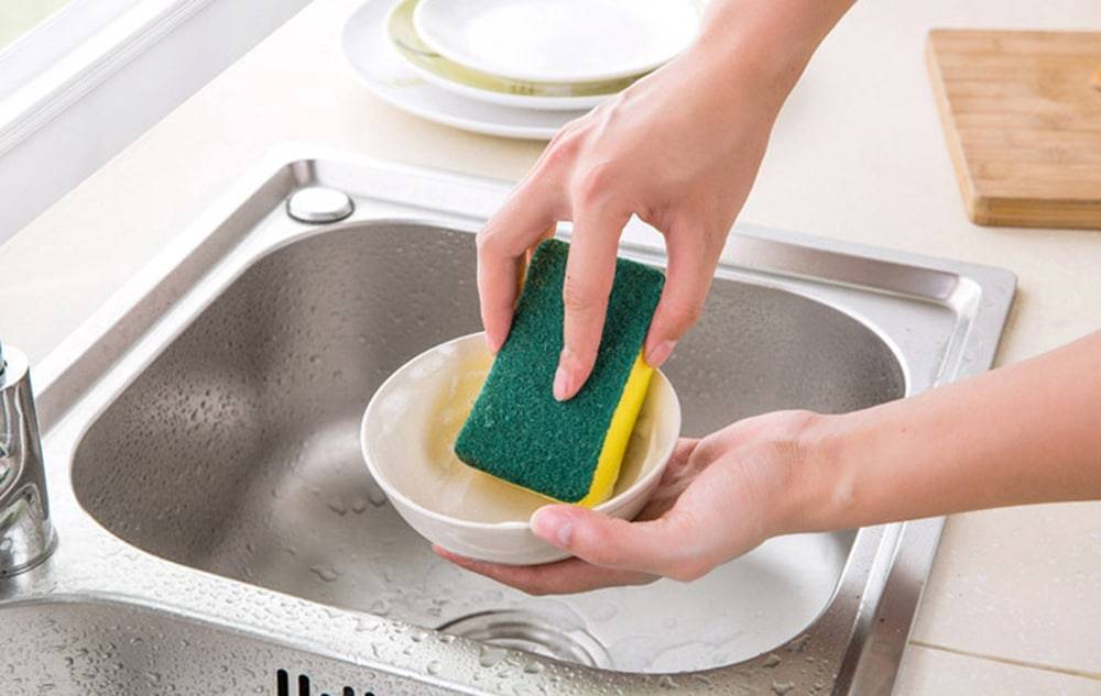 Меламиновая губка это инструкция по применению, состав губки, можно чистить губкой для мытья посуды, отзывы, фото
