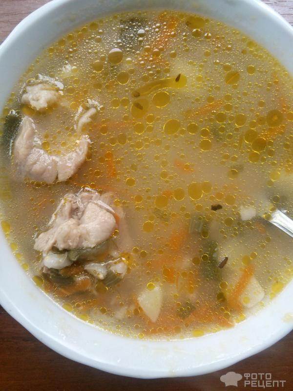 Суп с перловкой и солеными огурцами
